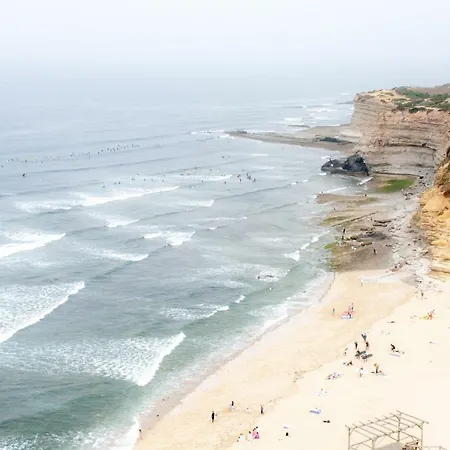 Santa Cruz Surfhouse * A dos Cunhados